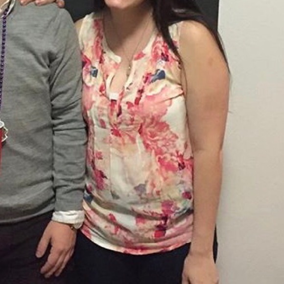 Floral blouse - Picture 3 of 3